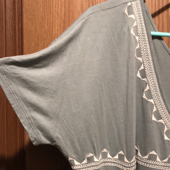 Old Navy L Thyme To Go Summer Top Embroidered - Picture 5 of 9
